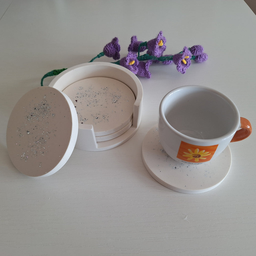 Set handmade 4 Suporturi Căni cu Stativ "Stardust White"