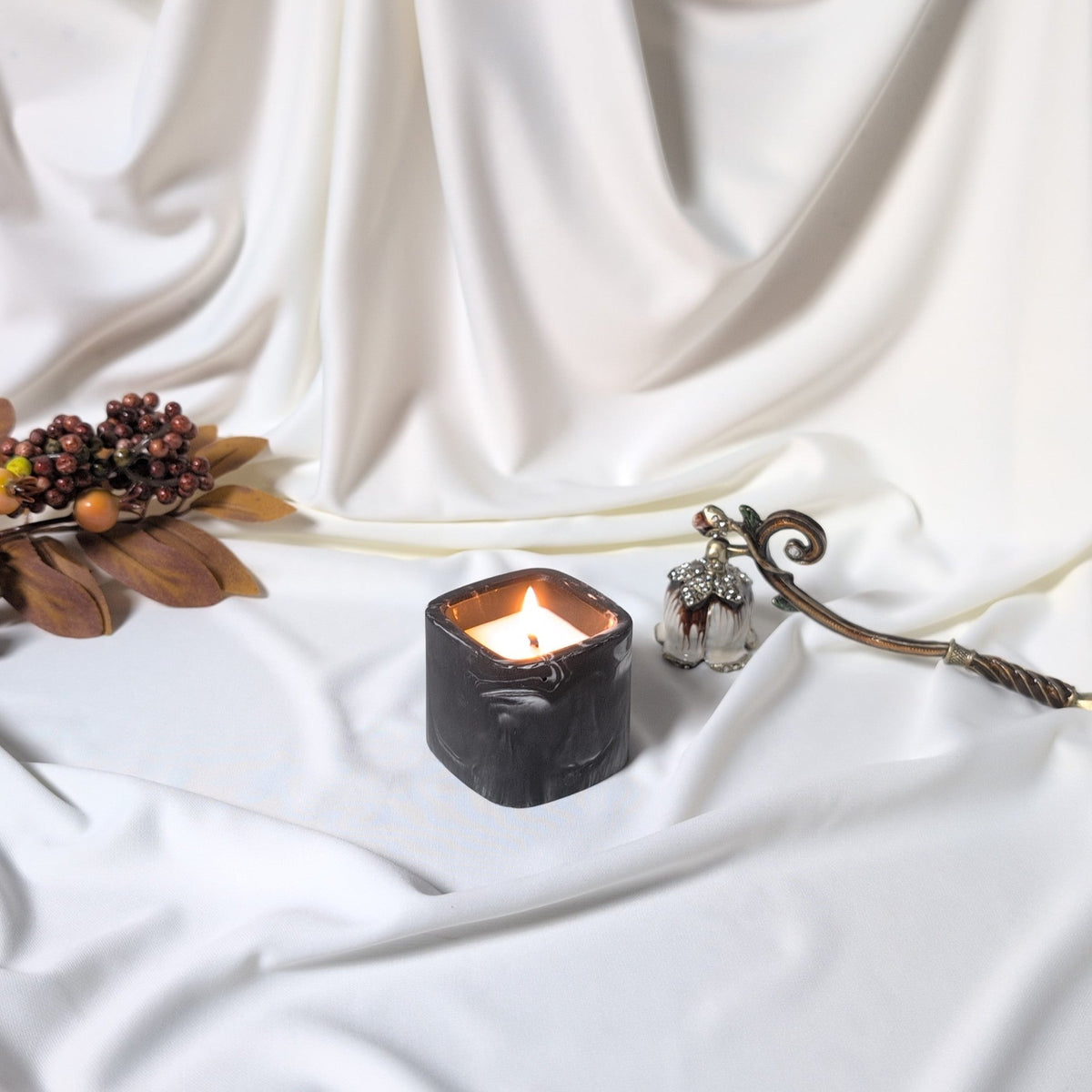 Lumanare artizanală Quietude 30g ceara soia cadou handmade minimalist